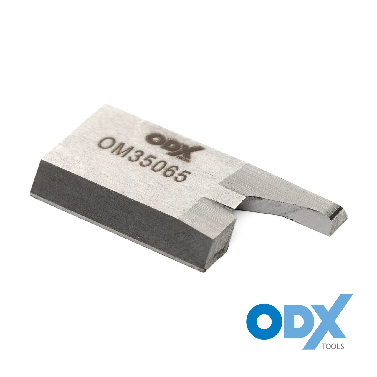 OM35065 - single edge, RH (bottom), 3.0 x 0.6 Urban Groove Knive 57-562065